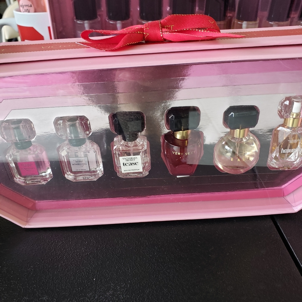 Victoria's Secret Discovery Set